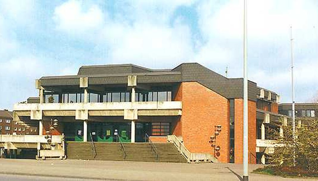 Drei Theaterabende in Rheinhausen: Miniabonnement mit Krimi, schwarzer Komödie und Familienstück