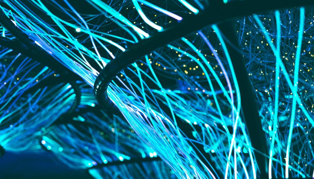 Düsseldorf erhält Auszeichnungen des BREKO für Glasfaserausbau und Digitalpolitik Düsseldorf erhält Auszeichnungen des BREKO für Glasfaserausbau und Digitalpolitik