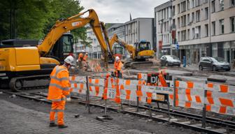 Gleise werden von der alten Wittener Straße in Bochum entfernt