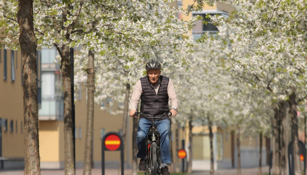 Köln bietet kostenlose Fahrrad-Auffrischkurse für Seniorinnen und Senioren im Mai Köln bietet kostenlose Fahrrad-Auffrischkurse für Seniorinnen und Senioren im Mai